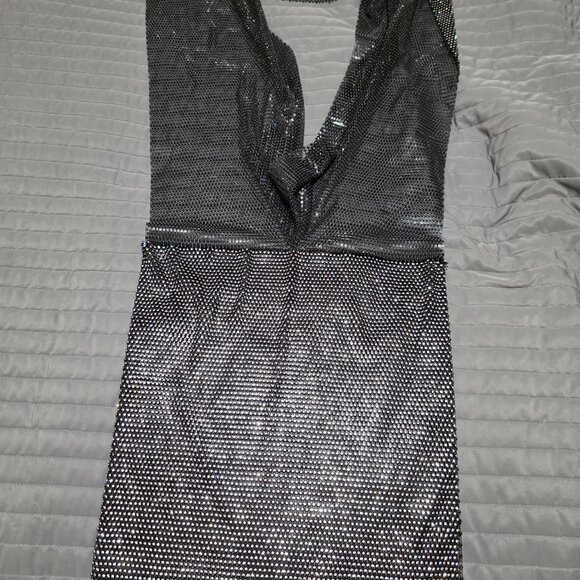 backless hooded diamond mesh dress - Picture 2 of 5